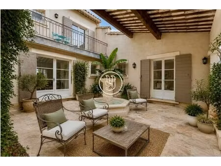 villa saint-rémy-de-provence - 5 chambres - 242m²