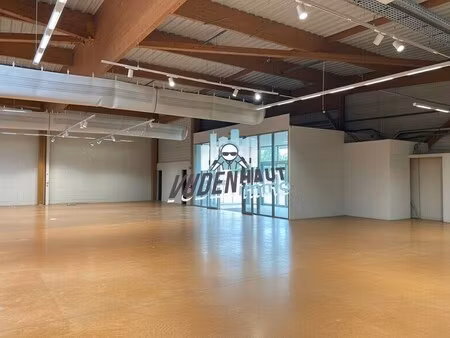 location commerce montauban 82000 1036m²