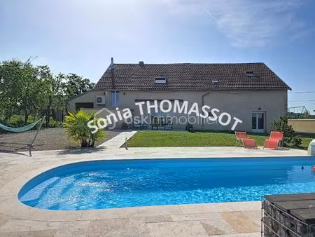 maison de 200 m² à samerey