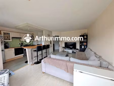 vente appartement 4 pièces 73 m2 à savigny-le-temple