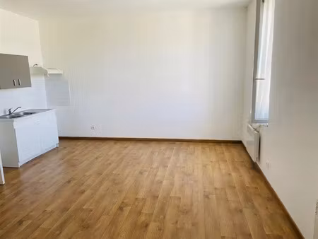 location appartement 53 m2 à siorac-en-périgord