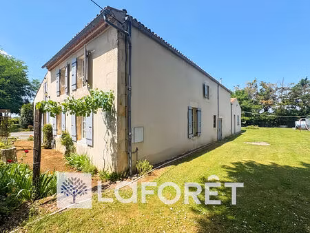 charmante maison ancienne de 179 m² sur plus de 26 303m² située à montpellier-de-medillan 