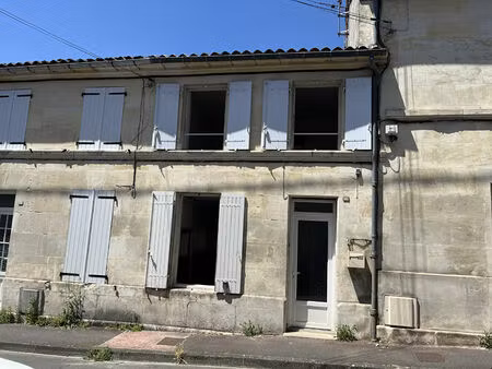 maison de ville t3 cognac 62m2.