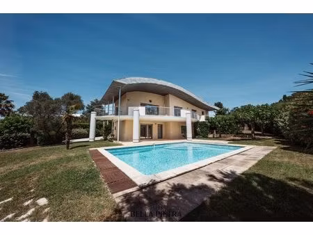 a vendre : magnifique villa d'architecte 203m2 à montpellier