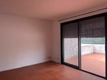 location appartement 2 pièces 35m² brignoles 83170