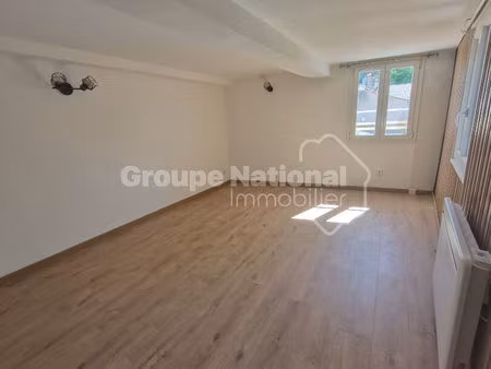 location appartement 2 pièces 52m²