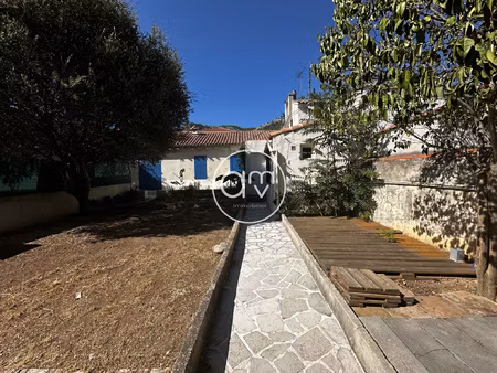 location maison 3 pièces 61m² toulon 83000