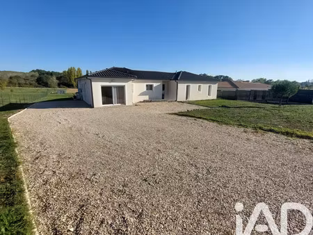 maison de village à fougueyrolles (33220)