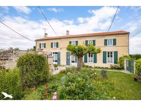 vente maison 5 pièces 157 m² lozay (17330)