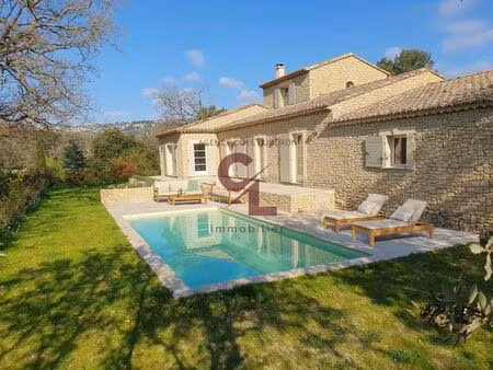 maison de luxe de 7 pièces en vente à gordes  provence-alpes-côte d'azur