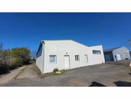 location local d’activités le pallet 44330 361m²