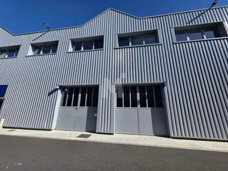 location local d’activités vaux-le-pénil 77000 75m² à 2106m²