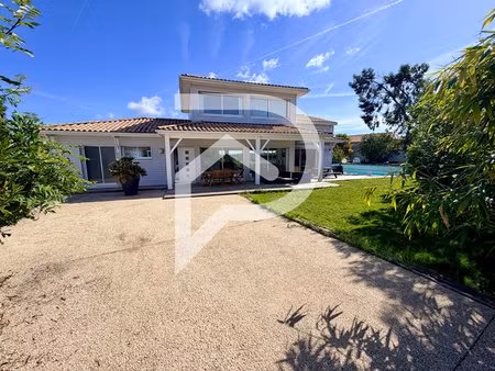 maison contemporaine à boulazac isle manoire