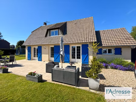 vente maison 8 pièces  100.00m²  fleury