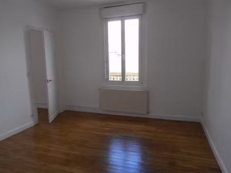 location appartement 2 pièces 47m² reims 51100