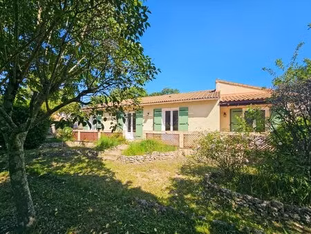 à vendre à arpaillargues - villa plain-pied - t4 de 78m² sur 1000m²