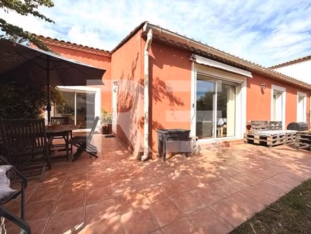 villa plain-pied 4 chambres  avec garage et jardin à saint mamert du gard