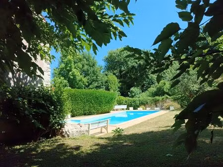 maison du xvième proche des bords de loire