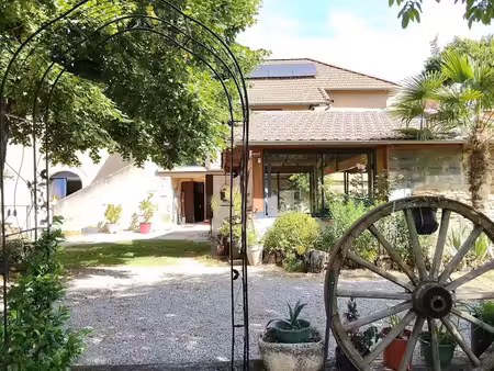 vente maison 5 pièces 107 m² à figeac (46100)  283 000 €