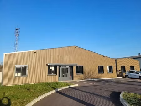 location local d’activités oissel 76350 710m²