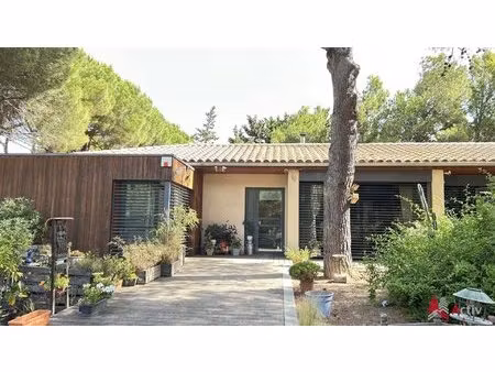 exclusivité propriété de charme à 5 minutes à pied de l