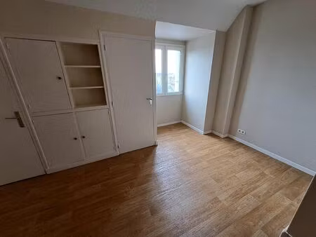 location appartement 1 pièce  20.80m²  nantes