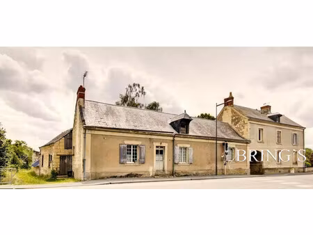ancien corps de ferme avec maison habitable à restaurer