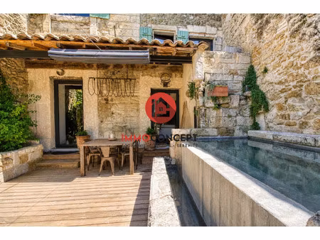 vente maison 6 pièces 180 m² pujaut (30131)