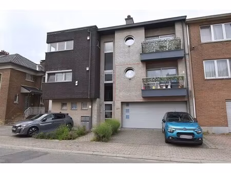 2 slaapkamerappartement met groot terras & parkeerplaats