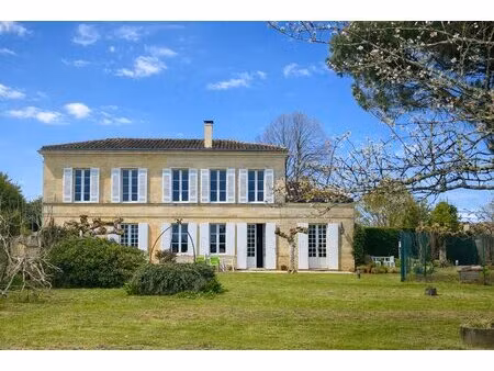 maison de caractère avec vue exceptionnelle sur l'estuaire
