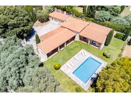 vente maison 7 pièces 249m2 cassis 13260 - 2680000 € - surface privée