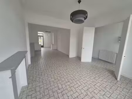 location maison 4 pièces 101m² raismes 59590