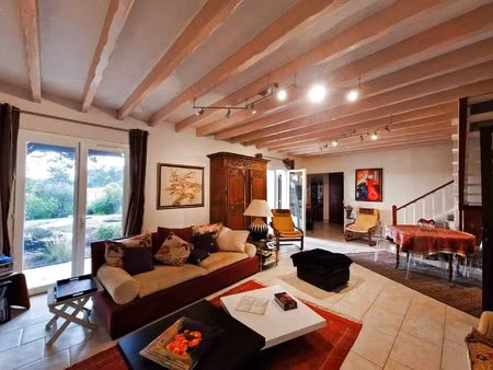 cenac - latresnes - belle maison avec grande parcelle