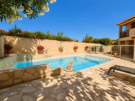 vente maison aubagne 13400 - - surface privée