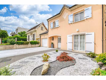 vente maison 6 pièces  130.00m²  tremblay