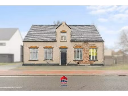 commercieel te koop in balen met 5 slaapkamers