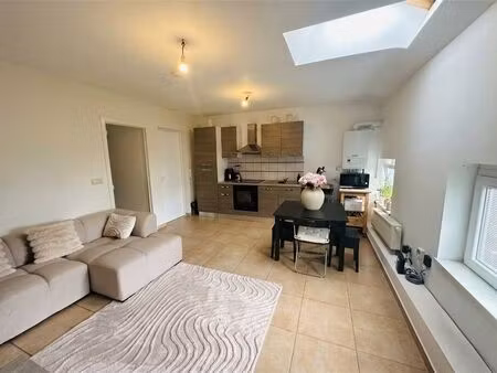 appartement à louer à rue charles ernest 56 marcinelle (vbe34955)