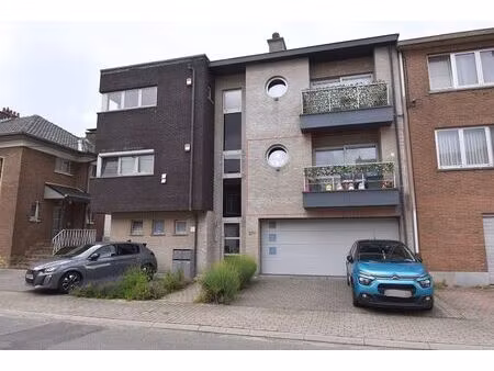 appartement à louer à burgemeesterstraat 37a sint-pieters-leeuw (rbw20156)