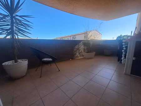 agde - appartement 3 pieces avec garage 30 m2 et terrasse