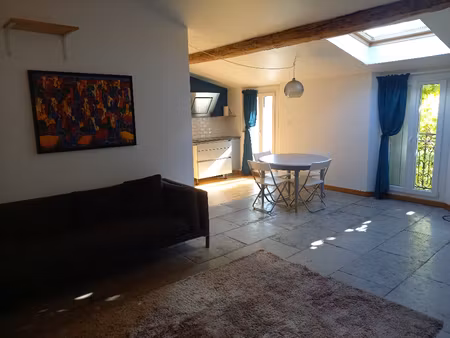 t3 meublé - 75m² - arceaux