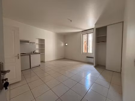 location | studio | montpellier (34000)