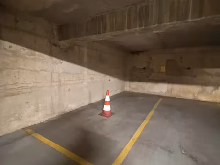 parking à bagneux (92220)