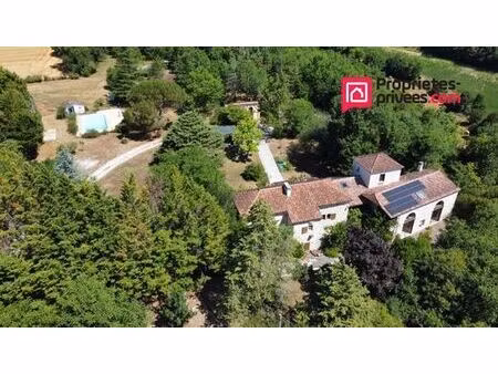 maison de luxe de 18 pièces en vente à montcuq  france
