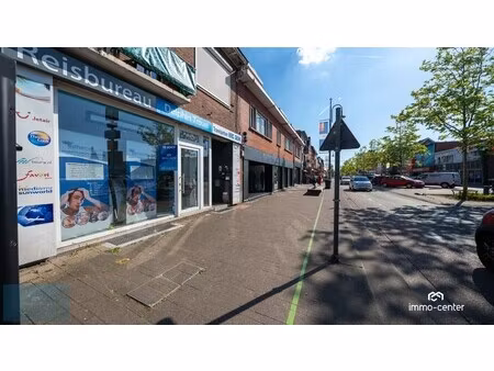 commercieel te koop in genk met 2 slaapkamers