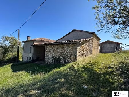 maison - 146.49m ²