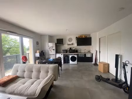 location appartement 2 pièces 40 m² à montrabé (31850)