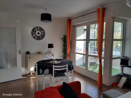 a louer - agence giboire - appartement t3 avec cave et garage - rennes beaulieu