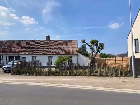 huis te koop in oostkamp met 2 slaapkamers