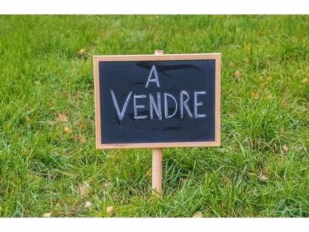 vente terrain 670 m² cardan (33410)