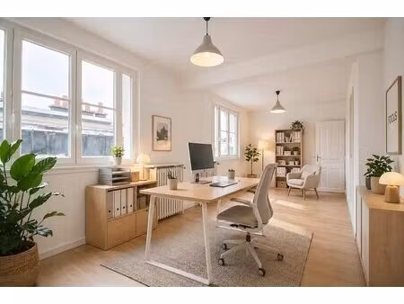 location bureaux 45 m²
